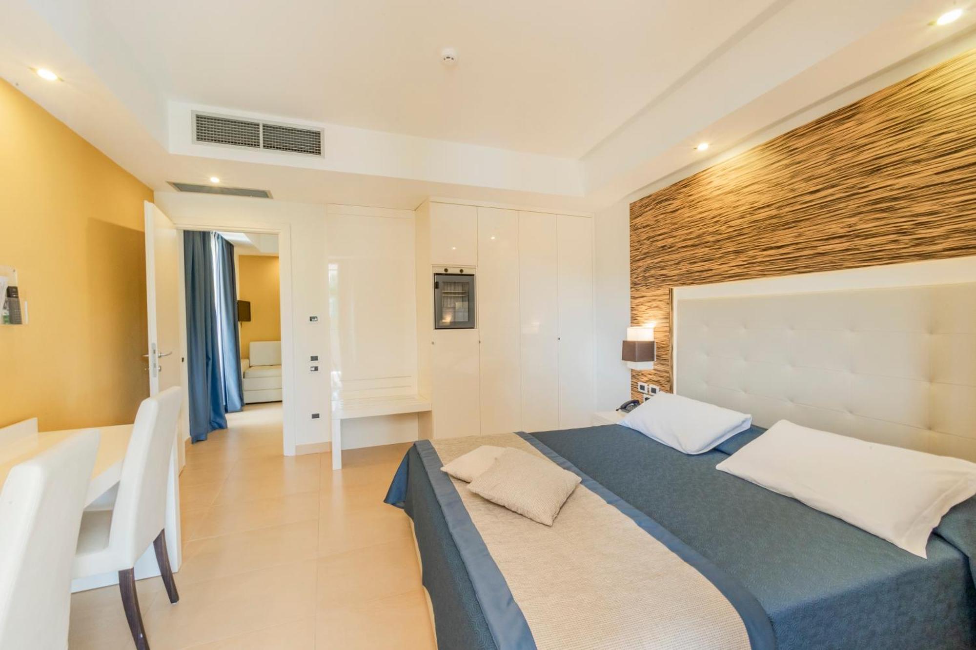 Prince Franklyn Hotel Santa Maria di Castellabate Eksteriør billede