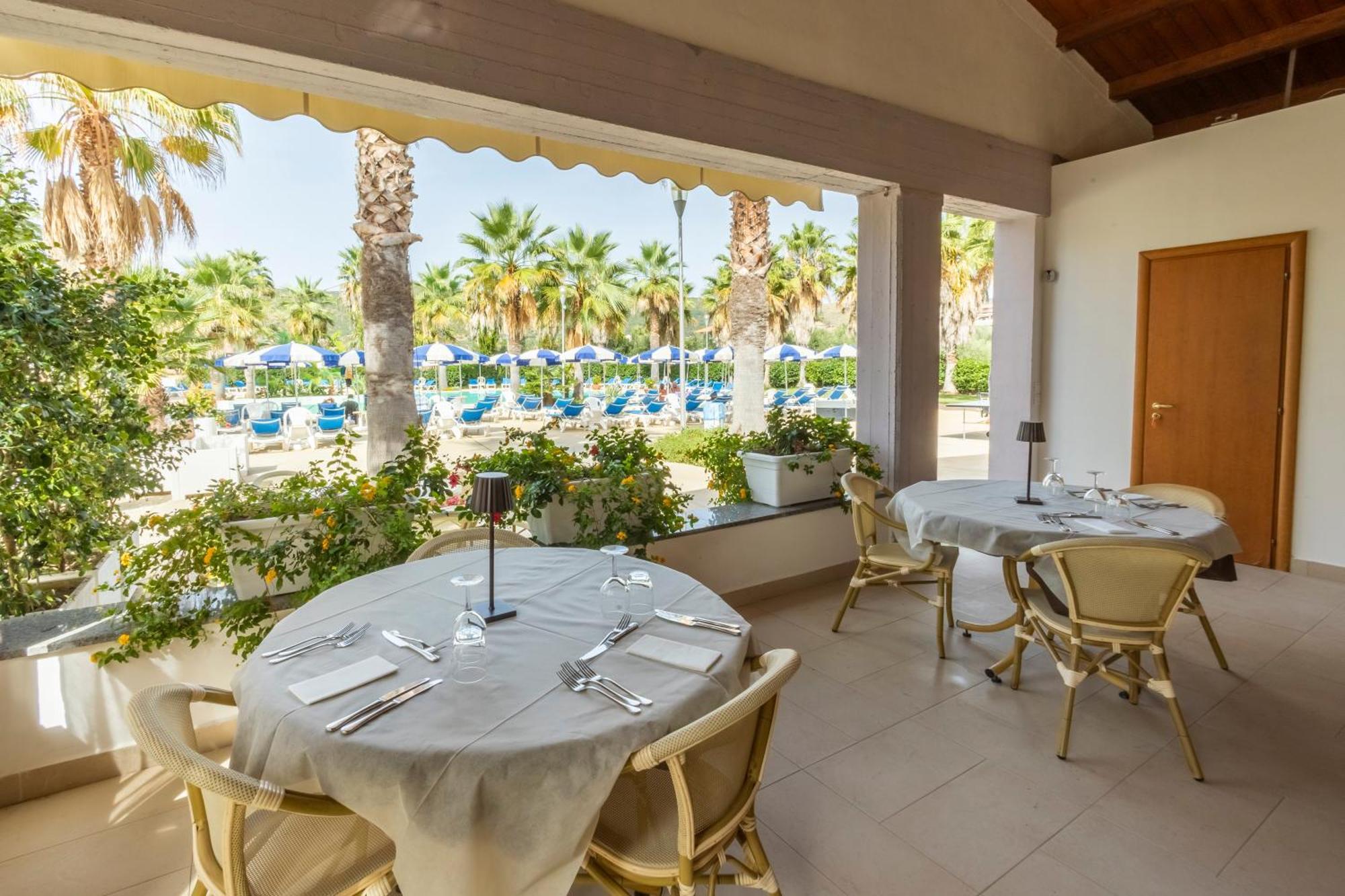 Prince Franklyn Hotel Santa Maria di Castellabate Eksteriør billede