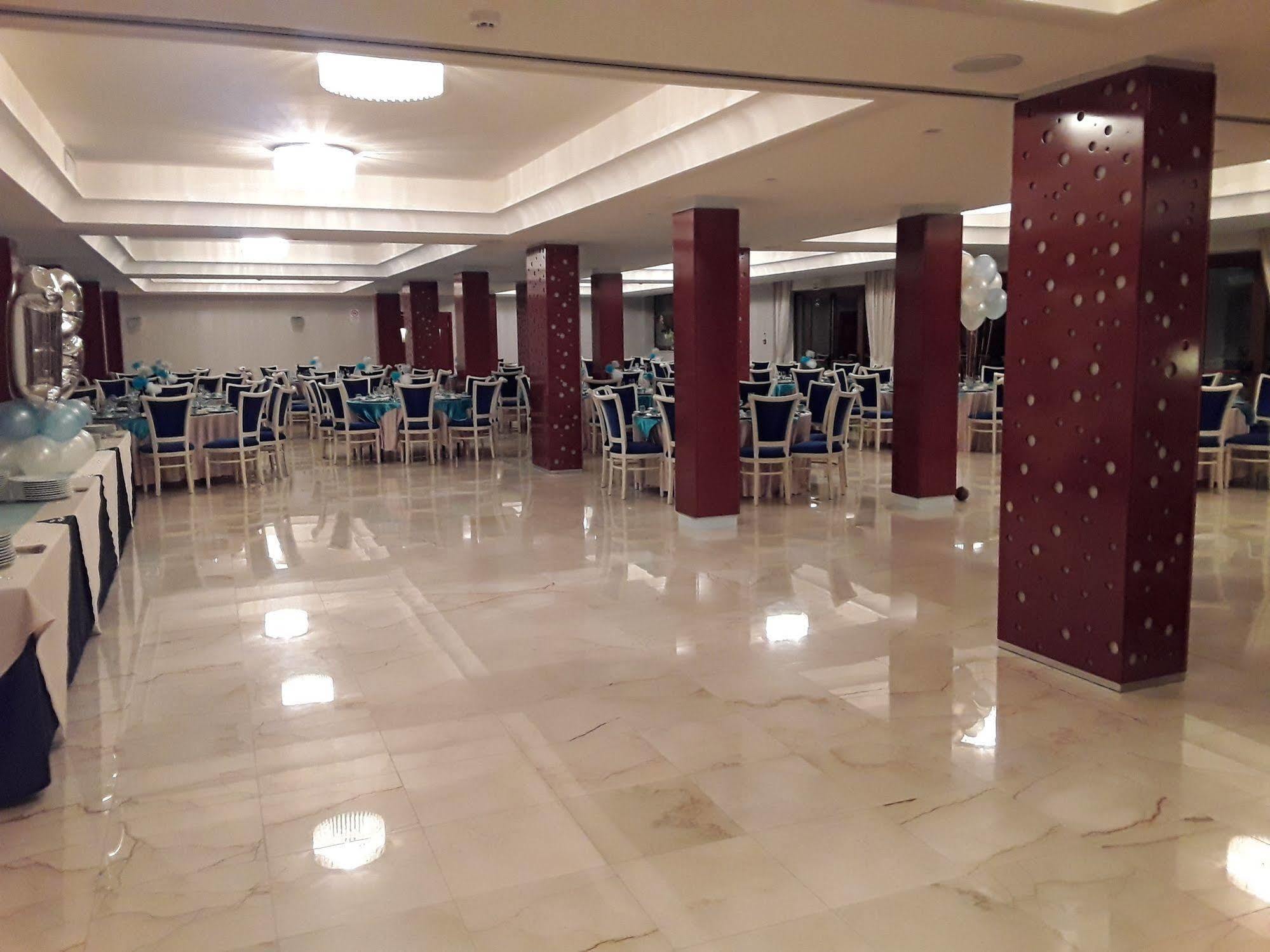 Prince Franklyn Hotel Santa Maria di Castellabate Eksteriør billede